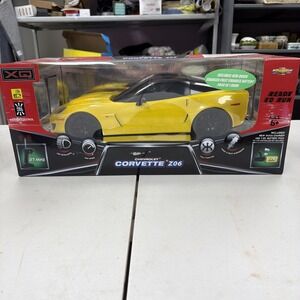 XQ Chevrolet Corvette Z06 Remote Control RC Car LARGE 18" Costco Exclusive w/Box